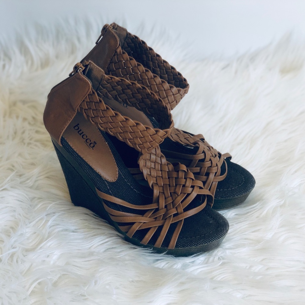 Bucco Tan Weave Strap Wedges